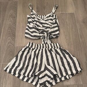 Habitual Girls Striped Black and Gray Tank Top And Shorts Set Size 7/8